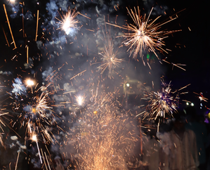 1 killed, 16 injured as firecrackers explode in Kerala | 1 killed, 16 injured as firecrackers explode in Kerala 1 killed, 16 injured as firecrackers explode in Kerala | 1 killed, 16 injured as firecrackers explode in Kerala