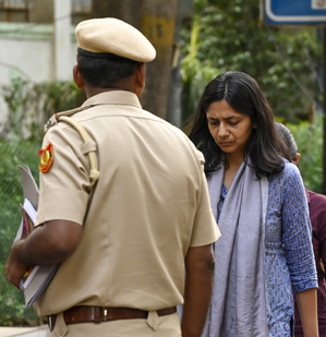 LG Saxena condemns assault on Swati Maliwal at CM's residence, AAP hits back | LG Saxena condemns assault on Swati Maliwal at CM's residence, AAP hits back LG Saxena condemns assault on Swati Maliwal at CM's residence, AAP hits back | LG Saxena condemns assault on Swati Maliwal at CM's residence, AAP hits back