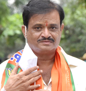 Karnataka: BJP MLA Munirathna sent to judicial custody till October 5 | Karnataka: BJP MLA Munirathna sent to judicial custody till October 5 Karnataka: BJP MLA Munirathna sent to judicial custody till October 5 | Karnataka: BJP MLA Munirathna sent to judicial custody till October 5