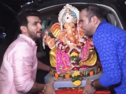 Arjun Bijlani celebrates Ganesh Visarjan with his family | Arjun Bijlani celebrates Ganesh Visarjan with his family Arjun Bijlani celebrates Ganesh Visarjan with his family | Arjun Bijlani celebrates Ganesh Visarjan with his family