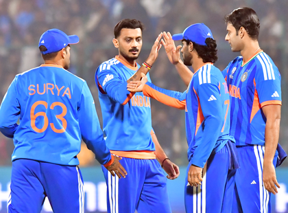 T20 WC: Chakaravarthy picks 3-7 as India register massive 93-run win over Namibia | T20 WC: Chakaravarthy picks 3-7 as India register massive 93-run win over Namibia