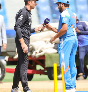 Champions Trophy: Smith replaces Henry as NZ opt to bat against unchanged India | Champions Trophy: Smith replaces Henry as NZ opt to bat against unchanged India