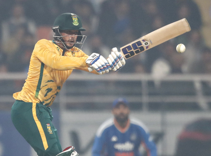 2nd T20I: Quinton de Kock's dazzling 90 takes South Africa to 213/4 | 2nd T20I: Quinton de Kock's dazzling 90 takes South Africa to 213/4