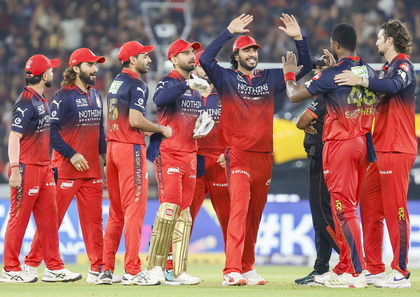 'Losing wickets in clusters never helps in T20,' says Karthik on RCB loss | 'Losing wickets in clusters never helps in T20,' says Karthik on RCB loss