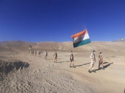 ITBP troops celebrate Independence Day at 16,000 feet in Ladakh | ITBP troops celebrate Independence Day at 16,000 feet in Ladakh