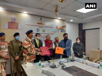 ITBP signs MoU with Khadi, Village Industries Commission for supply of cotton khadi durries | ITBP signs MoU with Khadi, Village Industries Commission for supply of cotton khadi durries