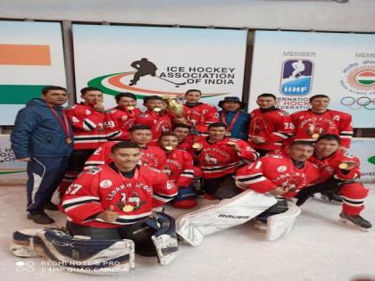 Army Red team lifts National Ice Hockey Championship title | Army Red team lifts National Ice Hockey Championship title