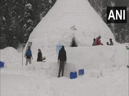 Igloo cafe in J-K's Gulmarg becomes new tourist attraction | Igloo cafe in J-K's Gulmarg becomes new tourist attraction