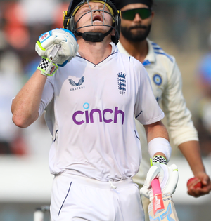 1st Test: Ollie Pope bowled for a magnificent 196 as England set India target of 231 runs | 1st Test: Ollie Pope bowled for a magnificent 196 as England set India target of 231 runs 1st Test: Ollie Pope bowled for a magnificent 196 as England set India target of 231 runs | 1st Test: Ollie Pope bowled for a magnificent 196 as England set India target of 231 runs