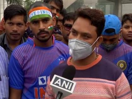 India-Bangladesh clash: There are risks due to pollution but match should take place, say fans | India-Bangladesh clash: There are risks due to pollution but match should take place, say fans