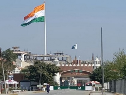 Two Indian officials working with Indian High Commission in Pakistan go missing | Two Indian officials working with Indian High Commission in Pakistan go missing