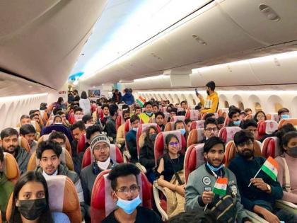 18 Kerala students evacuated from Ukraine reach Thiruvananthapuram under 'Operation Ganga' | 18 Kerala students evacuated from Ukraine reach Thiruvananthapuram under 'Operation Ganga'