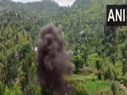 Indian Army neutralises 2 live Pak bombs along LoC in Poonch | Indian Army neutralises 2 live Pak bombs along LoC in Poonch