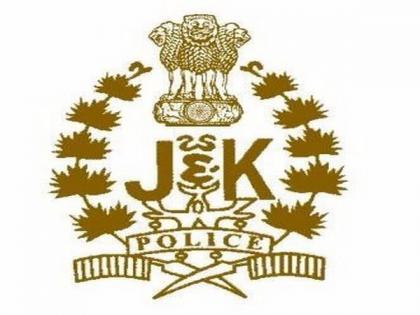2 LeT terrorist associates arrested in J-K's Pulwama | 2 LeT terrorist associates arrested in J-K's Pulwama 2 LeT terrorist associates arrested in J-K's Pulwama | 2 LeT terrorist associates arrested in J-K's Pulwama