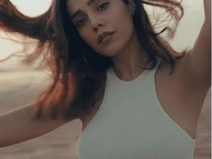 Jayati Narula: Director Gul Khan treated 'Aashiqana' series like her baby | Jayati Narula: Director Gul Khan treated 'Aashiqana' series like her baby Jayati Narula: Director Gul Khan treated 'Aashiqana' series like her baby | Jayati Narula: Director Gul Khan treated 'Aashiqana' series like her baby