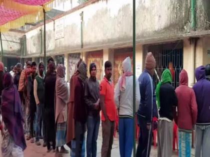 Jharkhand Assembly elections: Voter dies of heart attack during polling | Jharkhand Assembly elections: Voter dies of heart attack during polling