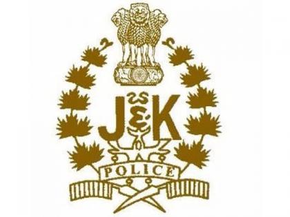 Encounter breaks out between security forces, terrorists in J-K's Awantipora | Encounter breaks out between security forces, terrorists in J-K's Awantipora