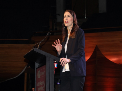 New Zealand PM calls for solidarity against regional challenges at APEC meeting | New Zealand PM calls for solidarity against regional challenges at APEC meeting