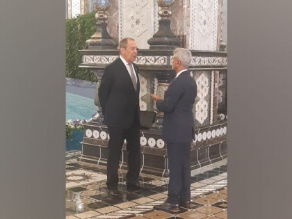 Jaishankar meets Russian counterpart Lavrov at SCO summit, discusses Afghanistan | Jaishankar meets Russian counterpart Lavrov at SCO summit, discusses Afghanistan