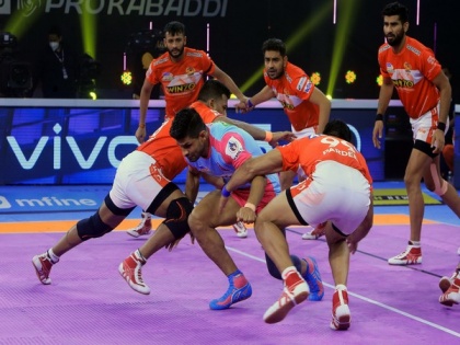 PKL: Deepak Hooda helps Jaipur Pink Panthers overcome Gujarat Giants | PKL: Deepak Hooda helps Jaipur Pink Panthers overcome Gujarat Giants
