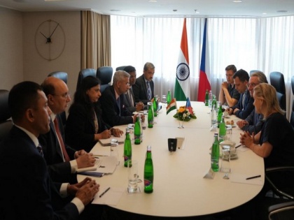 Jaishankar discusses Indo-Pacific, food and energy security and digital cooperation with Czech MEPs | Jaishankar discusses Indo-Pacific, food and energy security and digital cooperation with Czech MEPs