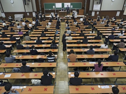 5,800 students left school in Japan in 2020 due to COVID-19 pandemic | 5,800 students left school in Japan in 2020 due to COVID-19 pandemic