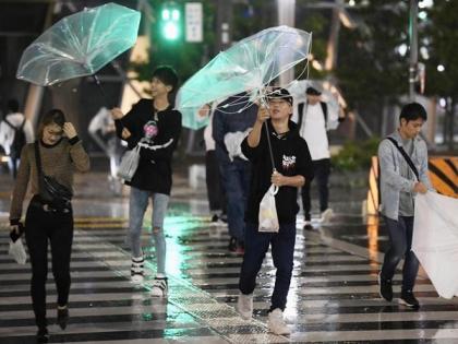 Typhoon Faxai makes landfall in Tokyo, travel chaos expected | Typhoon Faxai makes landfall in Tokyo, travel chaos expected