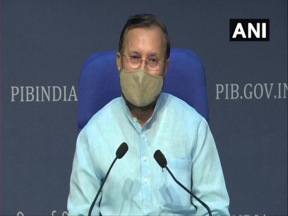 Union Cabinet approves extension of norms for mandatory packaging in Jute materials: Javadekar | Union Cabinet approves extension of norms for mandatory packaging in Jute materials: Javadekar