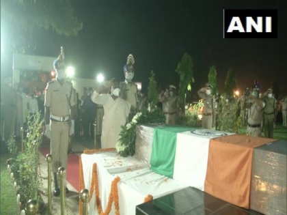 Jharkhand Guv, CM pay tribute to CRPF jawan killed in J-K's Malbagh encounter | Jharkhand Guv, CM pay tribute to CRPF jawan killed in J-K's Malbagh encounter
