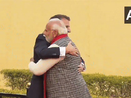 Macron arrives at Jantar Mantar in Jaipur, receives warm welcome from PM Modi | Macron arrives at Jantar Mantar in Jaipur, receives warm welcome from PM Modi Macron arrives at Jantar Mantar in Jaipur, receives warm welcome from PM Modi | Macron arrives at Jantar Mantar in Jaipur, receives warm welcome from PM Modi