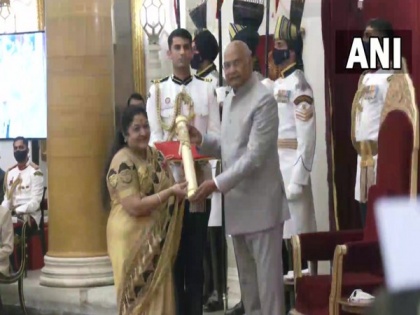 Singer KS Chithra receives Padma Bhushan | Singer KS Chithra receives Padma Bhushan