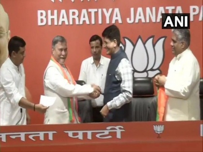 Former Congress MP Bhubaneswar Kalita joins BJP | Former Congress MP Bhubaneswar Kalita joins BJP