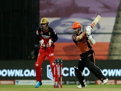 IPL 2021: Sehwag bats for Williamson's inclusion in playing XI after loss against RCB | IPL 2021: Sehwag bats for Williamson's inclusion in playing XI after loss against RCB