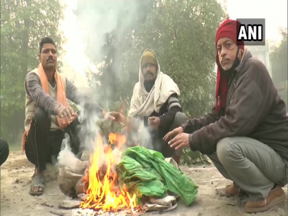 UP labourers face hard times in cold weather | UP labourers face hard times in cold weather UP labourers face hard times in cold weather | UP labourers face hard times in cold weather