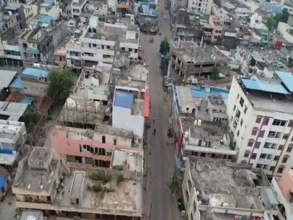 COVID-19 lockdown: Karimnagar roads wear deserted look | COVID-19 lockdown: Karimnagar roads wear deserted look