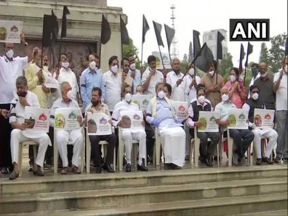 Bharat Bandh: Karnataka Cong leaders protest at Vidhana Soudha | Bharat Bandh: Karnataka Cong leaders protest at Vidhana Soudha Bharat Bandh: Karnataka Cong leaders protest at Vidhana Soudha | Bharat Bandh: Karnataka Cong leaders protest at Vidhana Soudha