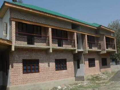 100-bedded girls hostel in Anantnag likely to be handed over in November | 100-bedded girls hostel in Anantnag likely to be handed over in November