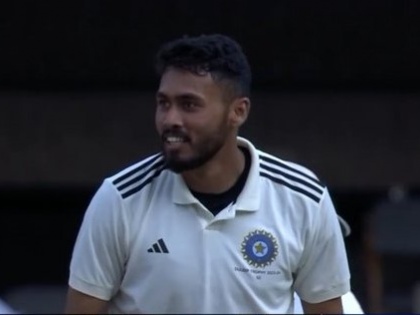 Duleep Trophy Final: Kaverappa four-fer gives South Zone advantage over West Zone on Day 2 | Duleep Trophy Final: Kaverappa four-fer gives South Zone advantage over West Zone on Day 2