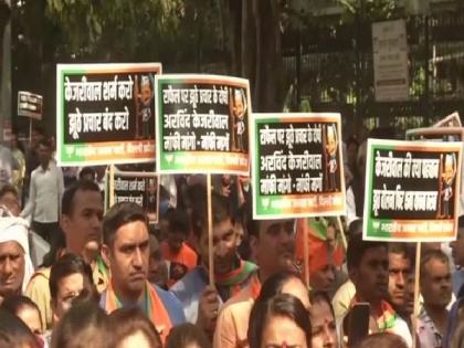 BJP protests against Kejriwal in Delhi, demands apology over allegations on Rafale deal | BJP protests against Kejriwal in Delhi, demands apology over allegations on Rafale deal