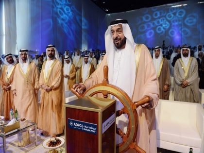 UAE leaders congratulate Emir of Qatar on National Day | UAE leaders congratulate Emir of Qatar on National Day