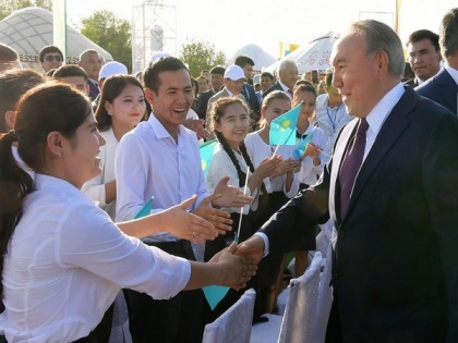 Kazakh's Nursultan Nazarbayev retains prominence despite ceding presidency | Kazakh's Nursultan Nazarbayev retains prominence despite ceding presidency