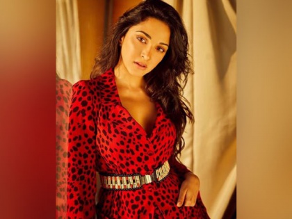 Kiara Adv to star opposite Kartik Aaryan in 'Bhool Bhulaiyaa 2' | Kiara Adv to star opposite Kartik Aaryan in 'Bhool Bhulaiyaa 2'