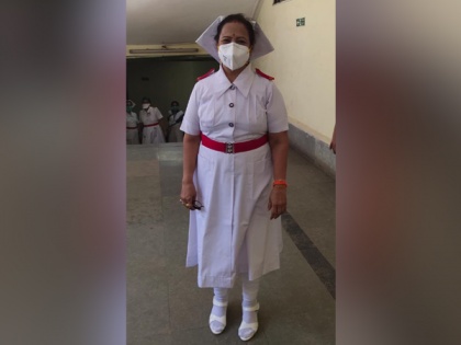 Mumbai Mayor returns as nurse to fight COVID-19 | Mumbai Mayor returns as nurse to fight COVID-19