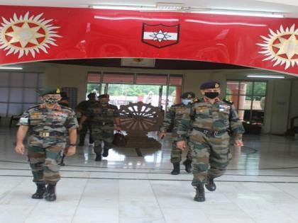 Southern Army Commander reviews operational readiness of Konark Corps | Southern Army Commander reviews operational readiness of Konark Corps Southern Army Commander reviews operational readiness of Konark Corps | Southern Army Commander reviews operational readiness of Konark Corps