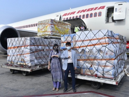 India welcomes shipment of 10,000 rapid testing kits from Korea | India welcomes shipment of 10,000 rapid testing kits from Korea