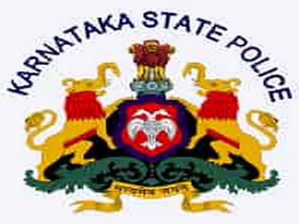 Mangaluru: FIR against 3 women cops for 'assaulting' minor girl | Mangaluru: FIR against 3 women cops for 'assaulting' minor girl Mangaluru: FIR against 3 women cops for 'assaulting' minor girl | Mangaluru: FIR against 3 women cops for 'assaulting' minor girl