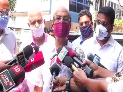 Truth will soon come out in Kerala gold smuggling case, says IUML MP Kunhalikutty | Truth will soon come out in Kerala gold smuggling case, says IUML MP Kunhalikutty Truth will soon come out in Kerala gold smuggling case, says IUML MP Kunhalikutty | Truth will soon come out in Kerala gold smuggling case, says IUML MP Kunhalikutty
