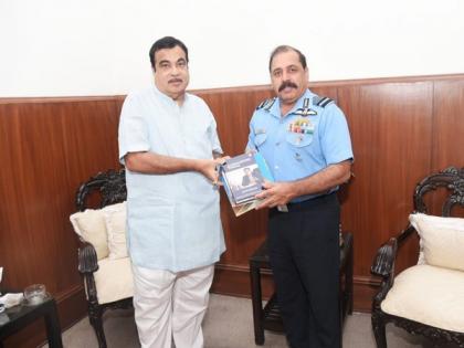 Air Chief calls on Union Minister Nitin Gadkari | Air Chief calls on Union Minister Nitin Gadkari