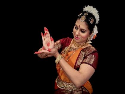 Aparna Satheesan Recipient of 2021 Abhinandan Saroja National Award By National Institute of Indian Classical Dance | Aparna Satheesan Recipient of 2021 Abhinandan Saroja National Award By National Institute of Indian Classical Dance