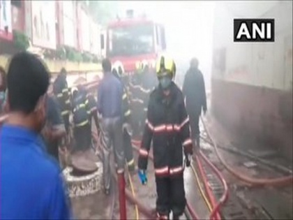 Level 4 fire breaks out at shopping centre in Mumbai's Borivali West | Level 4 fire breaks out at shopping centre in Mumbai's Borivali West